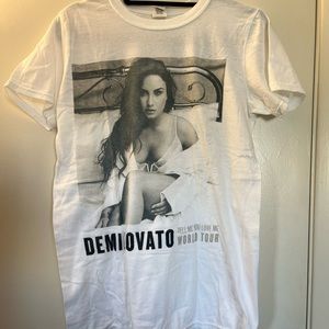 Demi Lovato Tell me you love me world tour merch